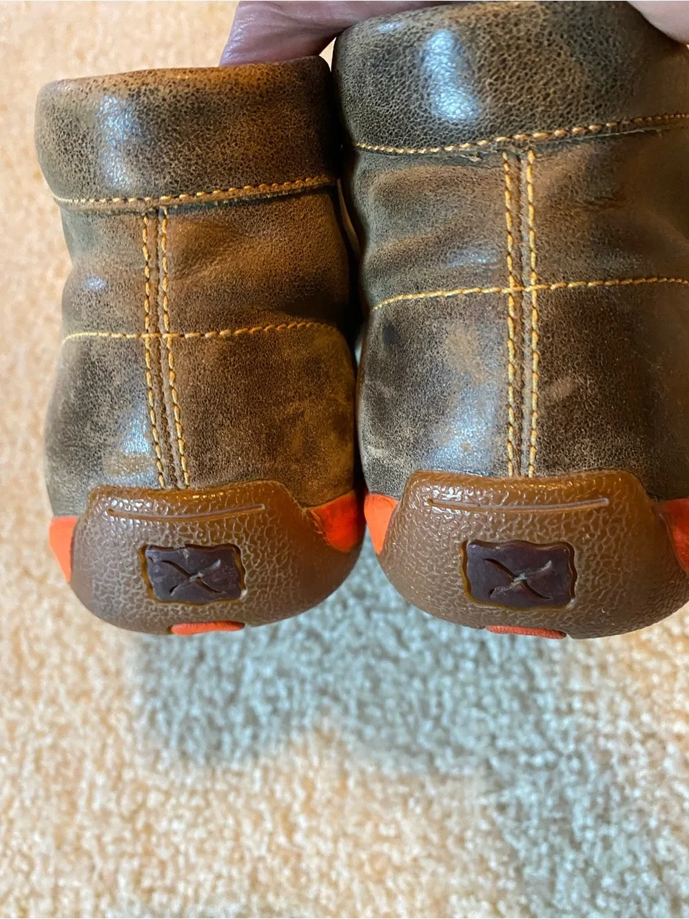 Men's Twisted X Men’s Casual Suede Moc Toe Chukka - Tan with Orange Laces